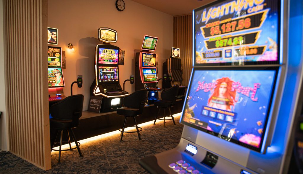 210301 - Port Club & Gaming Room (20)